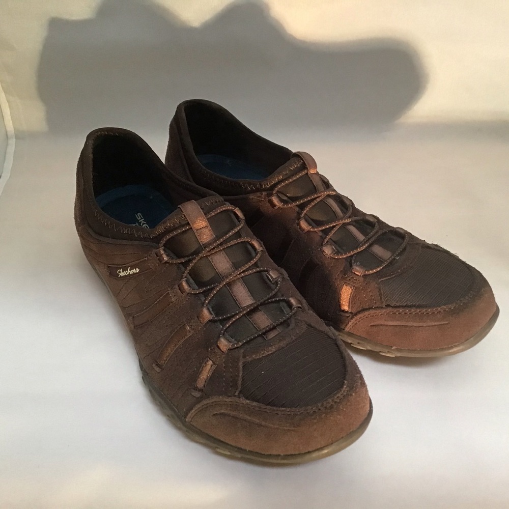 Sketchers shoes, relaxed fit with memory foam SZ 9